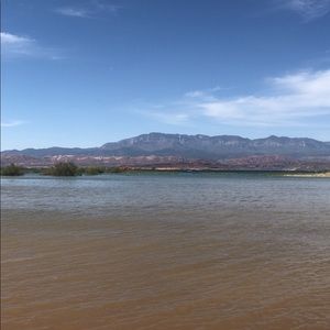 Meet your Posher, Eman